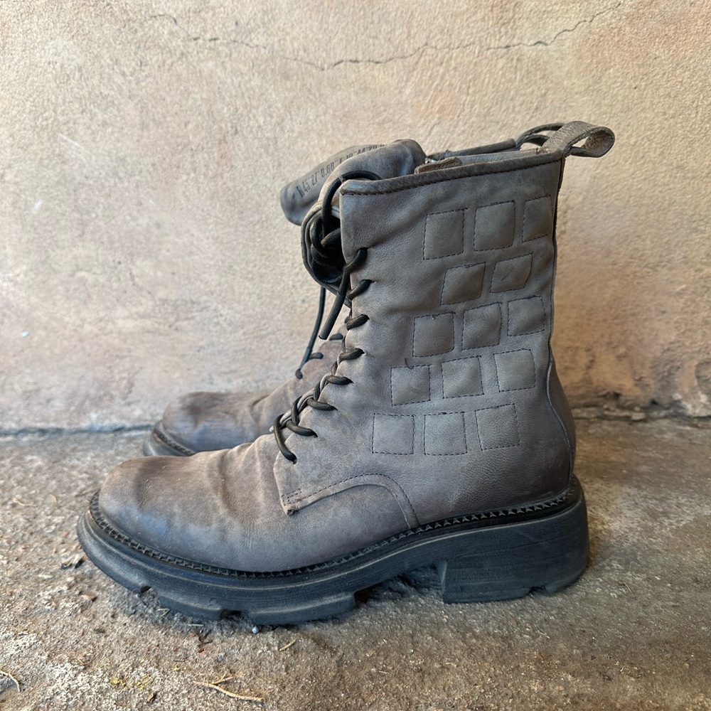 A.S. 98 Lockwood Leather combat boots in Smoke size 41 / 10